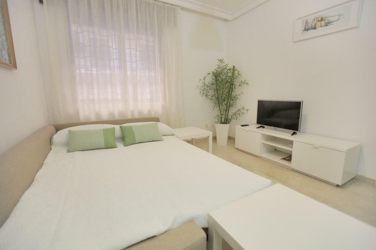 Apart. Corte Ingles Center Apartamento